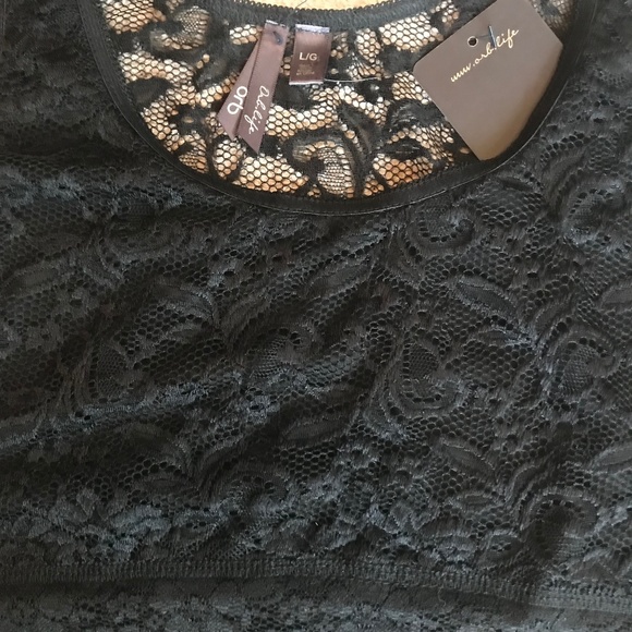 Orb Essential Lace Crop Top - Picture 3 of 3